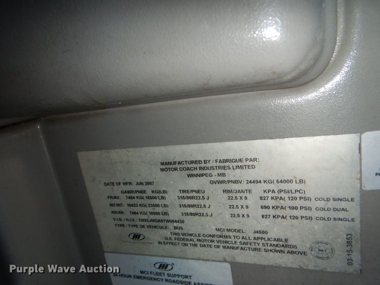 image for item DG4637 2007 MCI J4500  coach bus