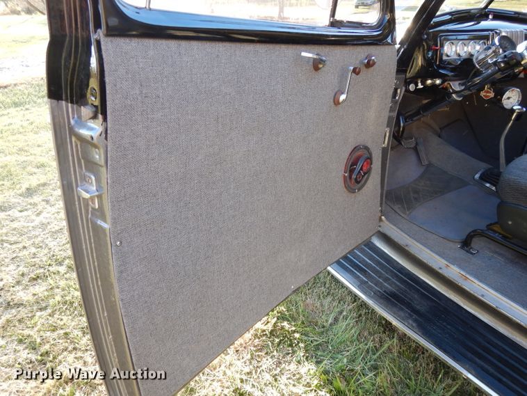 image for item DH3267 1940 Chevrolet Master Deluxe