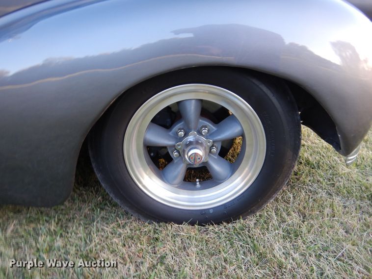 image for item DH3267 1940 Chevrolet Master Deluxe