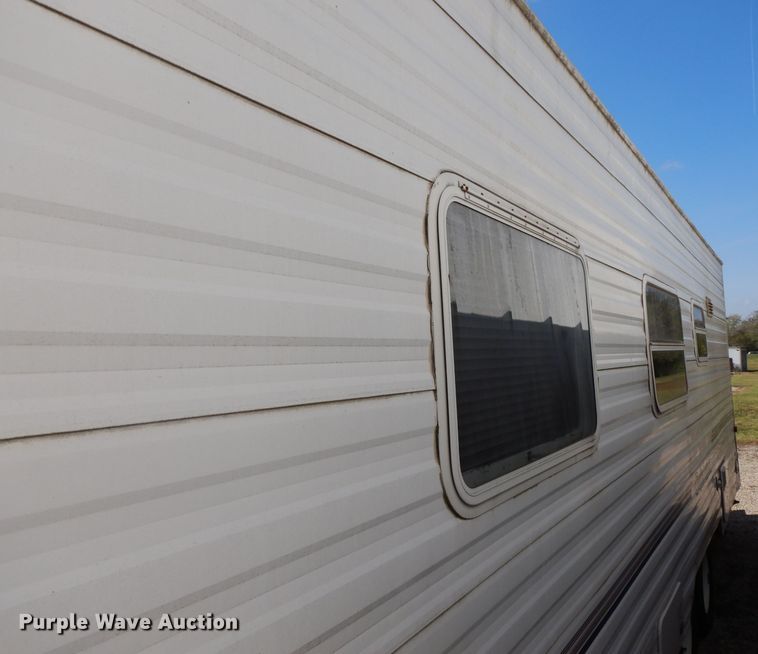 image for item DH3330 1999 Dutchmen 24QBL Classic  camper