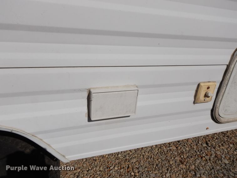 image for item DH3330 1999 Dutchmen 24QBL Classic  camper