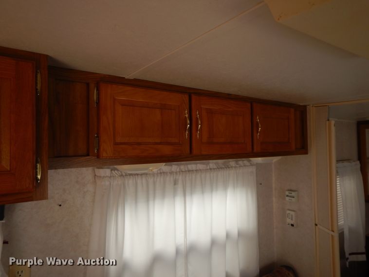 image for item DH3330 1999 Dutchmen 24QBL Classic  camper