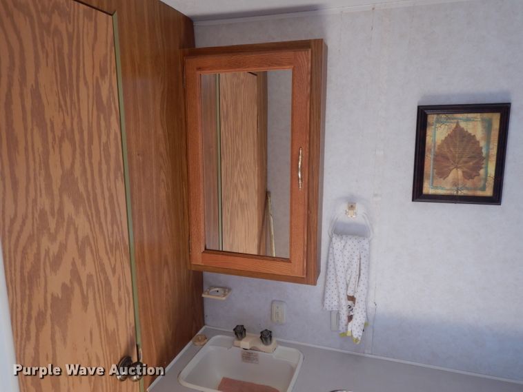 image for item DH3330 1999 Dutchmen 24QBL Classic  camper