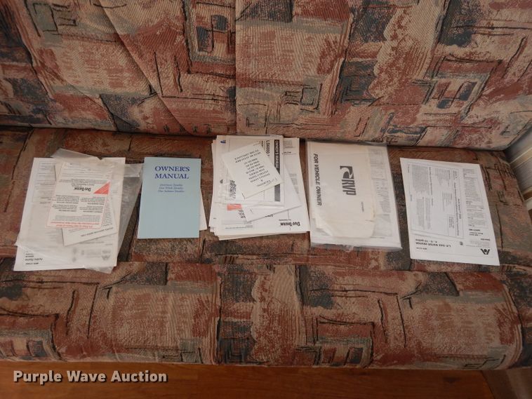 image for item DH3330 1999 Dutchmen 24QBL Classic  camper