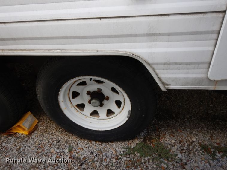 image for item DH3330 1999 Dutchmen 24QBL Classic  camper