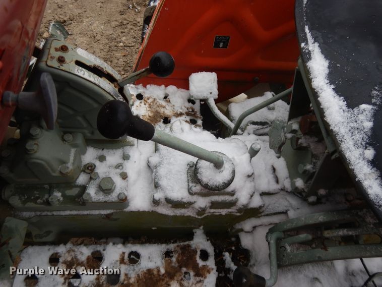 image for item DH3339 Yanmar YM2610  tractor