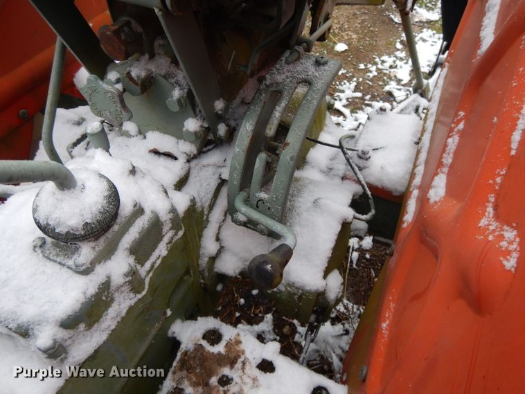 image for item DH3339 Yanmar YM2610  tractor