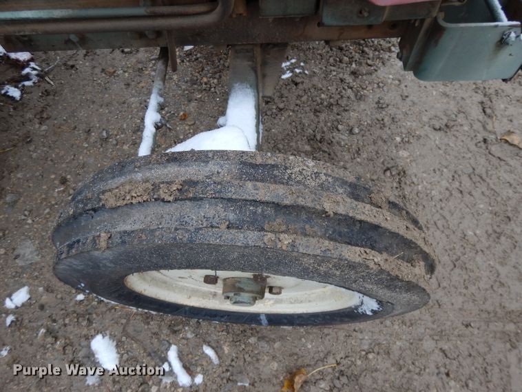 image for item DH3339 Yanmar YM2610  tractor