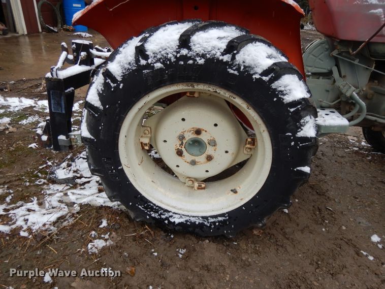 image for item DH3339 Yanmar YM2610  tractor