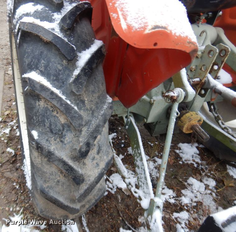 image for item DH3339 Yanmar YM2610  tractor