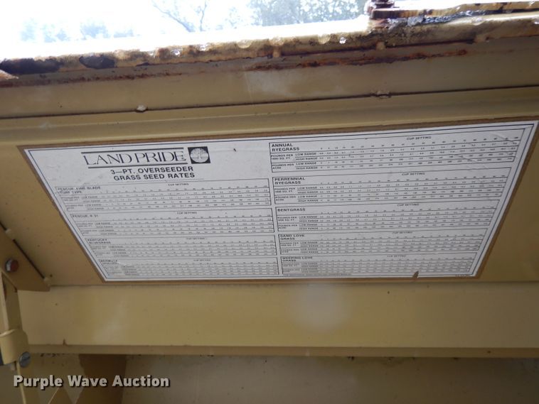 image for item DH3353 (2) Land Pride seeders