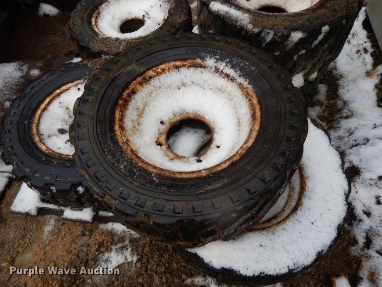 image for item DH3354 Skid steer attachments