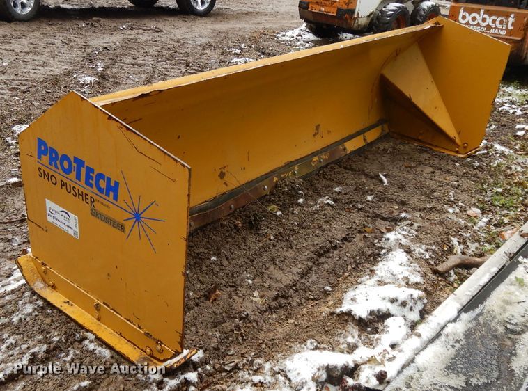 image for item DH3357 Pro Tech SP10S skid steer snow pusher