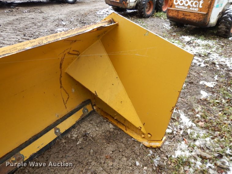 image for item DH3357 Pro Tech SP10S skid steer snow pusher