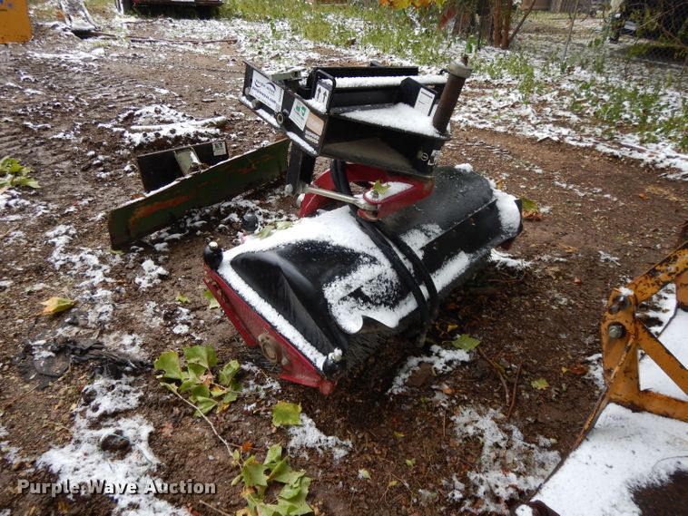 image for item DH3358 (2) Toro Dingo attachments