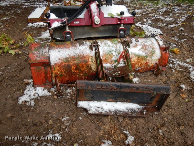 image for item DH3358 (2) Toro Dingo attachments