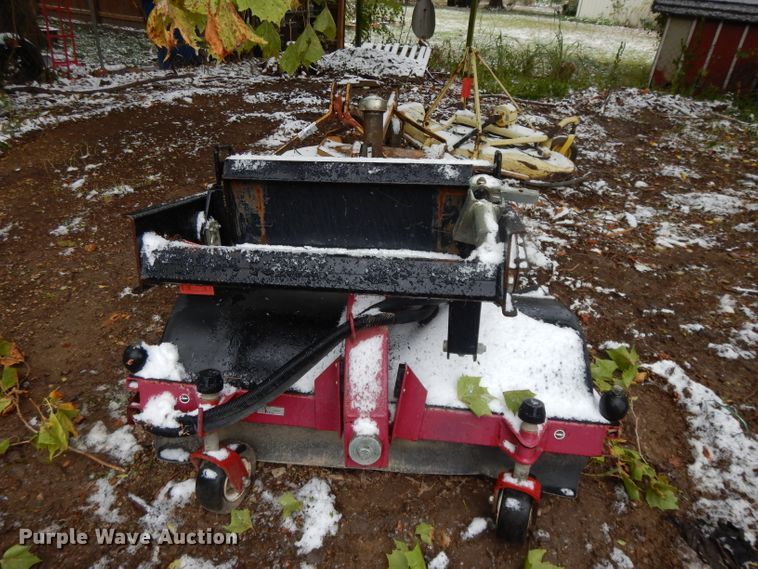 image for item DH3358 (2) Toro Dingo attachments