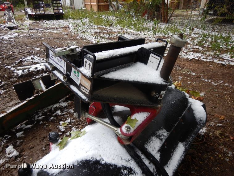 image for item DH3358 (2) Toro Dingo attachments