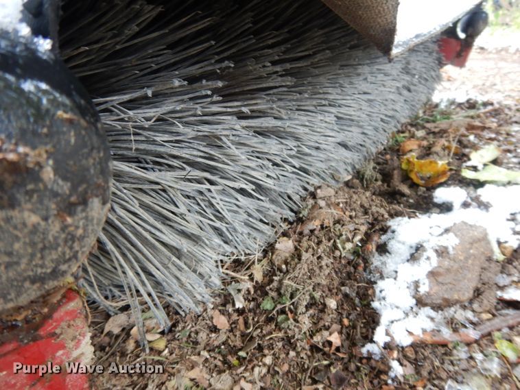 image for item DH3358 (2) Toro Dingo attachments