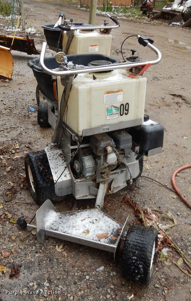 image for item DH3365 (2) Ground Logic spreader