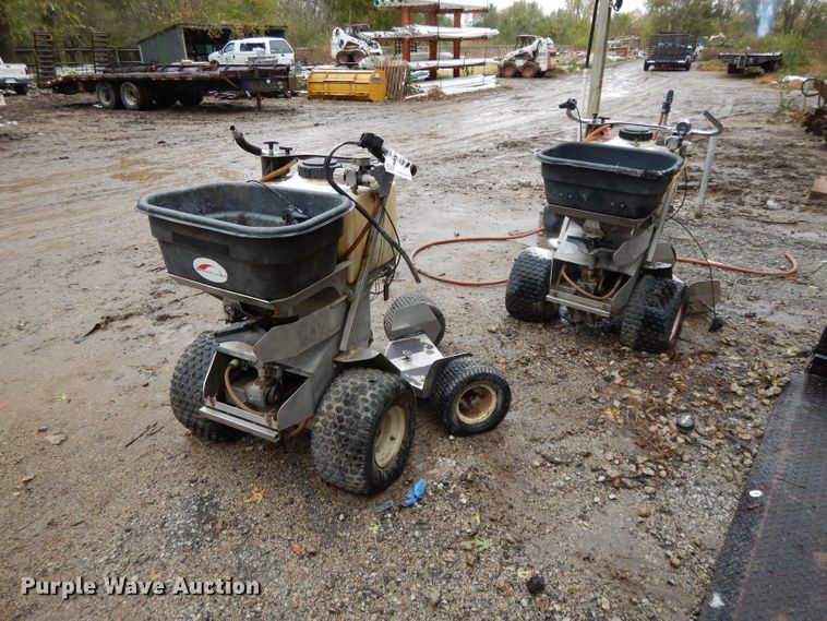 image for item DH3365 (2) Ground Logic spreader