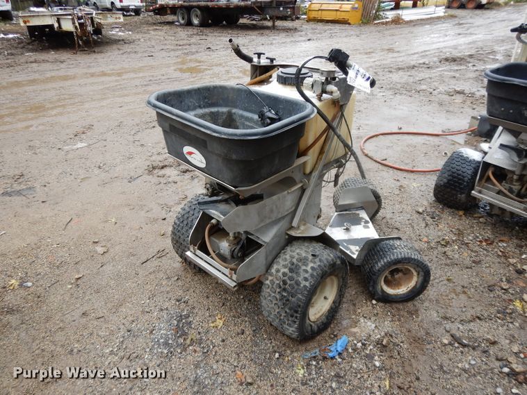 image for item DH3365 (2) Ground Logic spreader