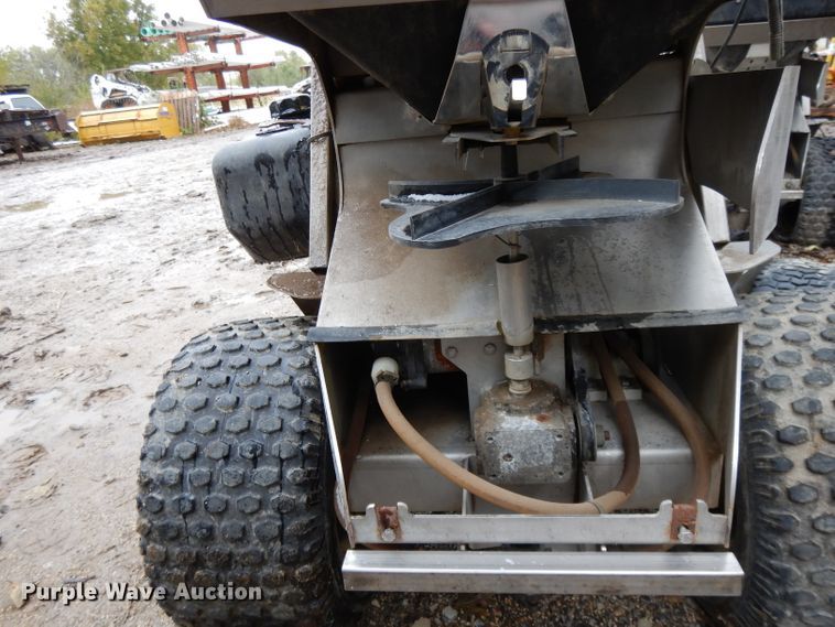 image for item DH3365 (2) Ground Logic spreader