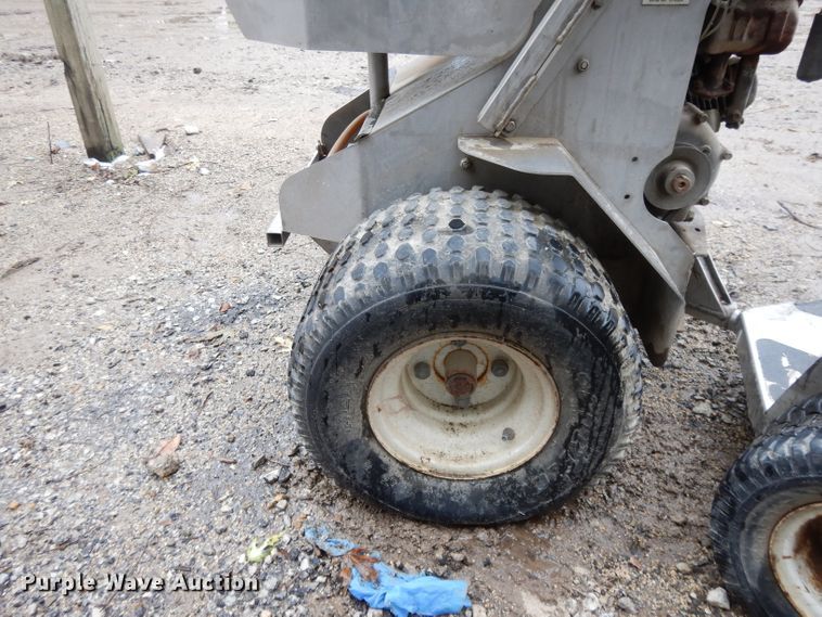 image for item DH3365 (2) Ground Logic spreader