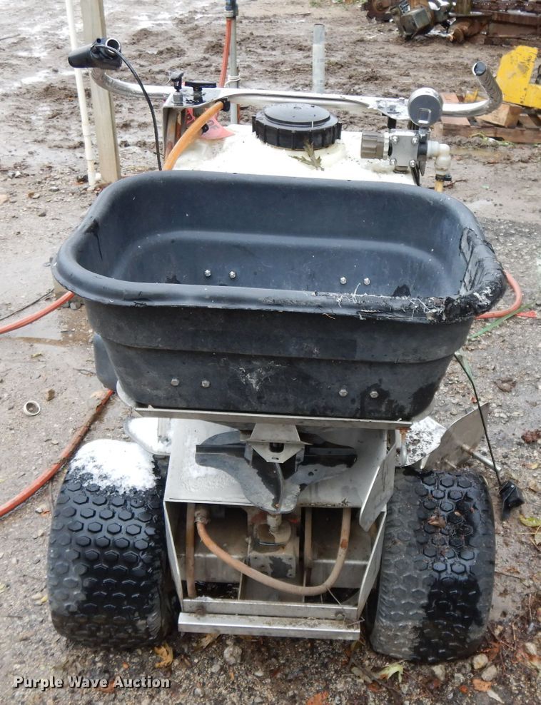 image for item DH3365 (2) Ground Logic spreader