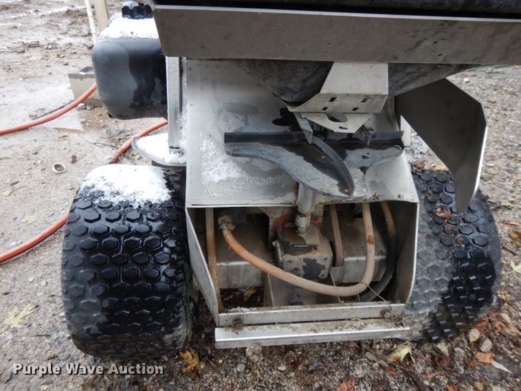 image for item DH3365 (2) Ground Logic spreader