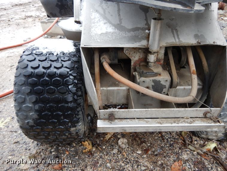 image for item DH3365 (2) Ground Logic spreader