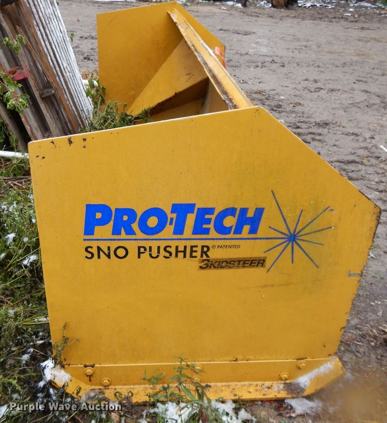 image for item DH3368 Pro Tech SP08S skid steer snow pusher