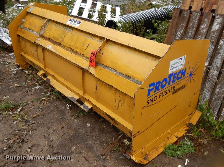 image for item DH3368 Pro Tech SP08S skid steer snow pusher