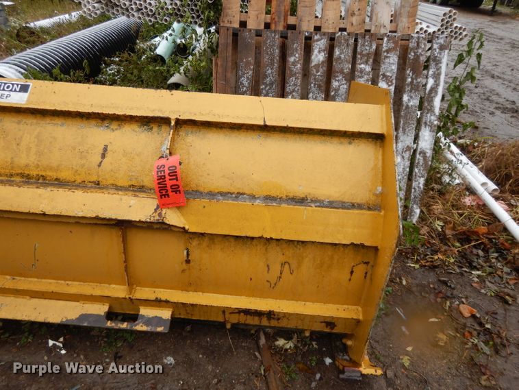 image for item DH3368 Pro Tech SP08S skid steer snow pusher