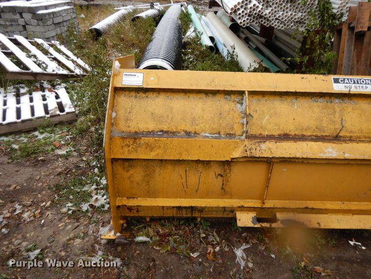 image for item DH3368 Pro Tech SP08S skid steer snow pusher