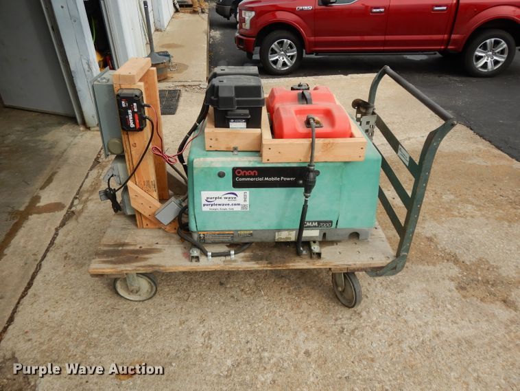 image for item DH3375 Onan CMM7000  generator