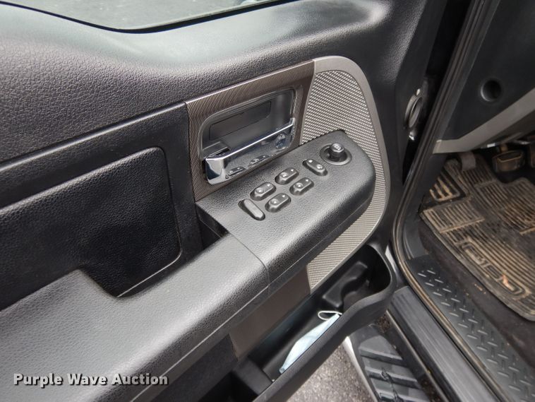 image for item DH3376 2008 Ford F150  SuperCrew pickup truck