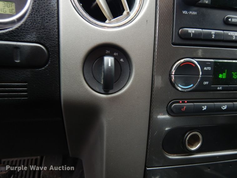 image for item DH3376 2008 Ford F150  SuperCrew pickup truck