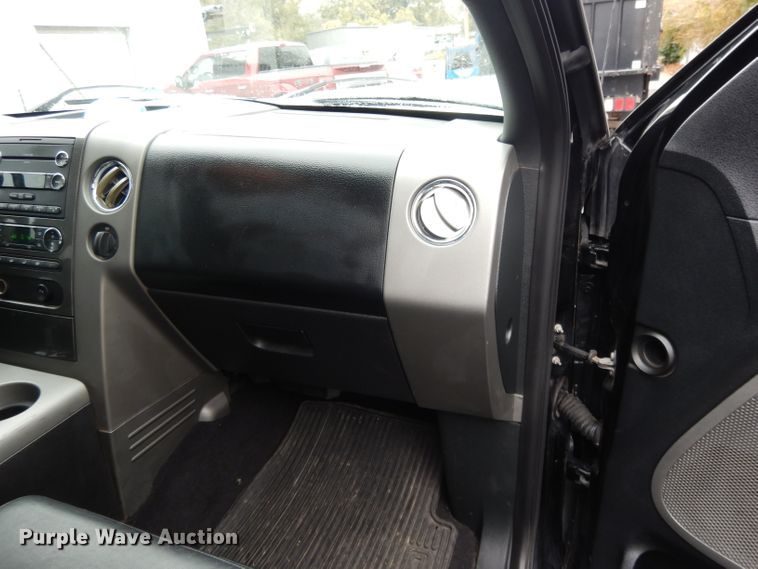 image for item DH3376 2008 Ford F150  SuperCrew pickup truck