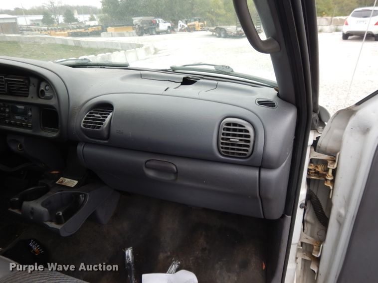 image for item DH3380 2001 Dodge Ram 2500  Quad Cab pickup truck