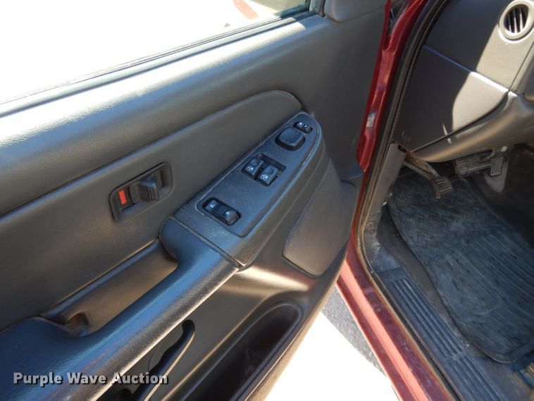 image for item DH3388 2005 Chevrolet Silverado 1500  Ext. Cab pickup truck