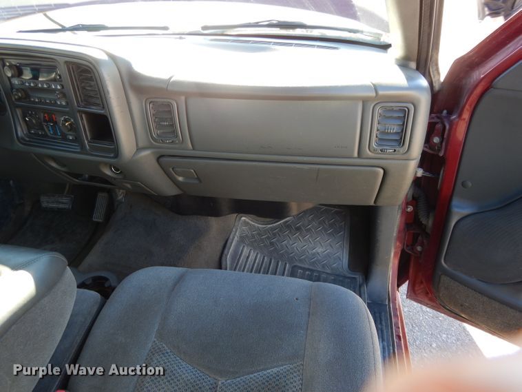 image for item DH3388 2005 Chevrolet Silverado 1500  Ext. Cab pickup truck