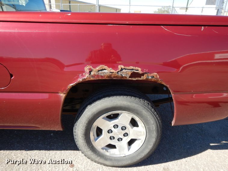 image for item DH3388 2005 Chevrolet Silverado 1500  Ext. Cab pickup truck