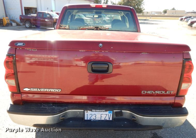 image for item DH3388 2005 Chevrolet Silverado 1500  Ext. Cab pickup truck