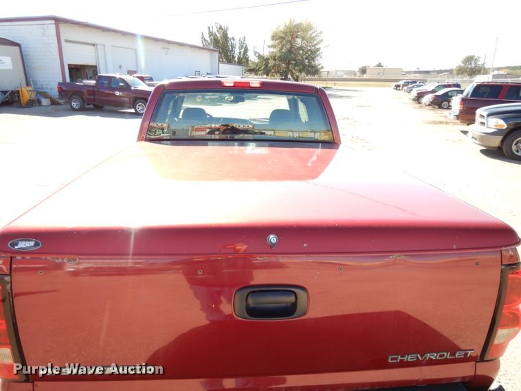 image for item DH3388 2005 Chevrolet Silverado 1500  Ext. Cab pickup truck