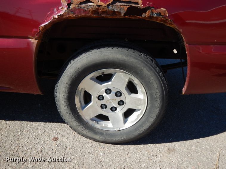 image for item DH3388 2005 Chevrolet Silverado 1500  Ext. Cab pickup truck