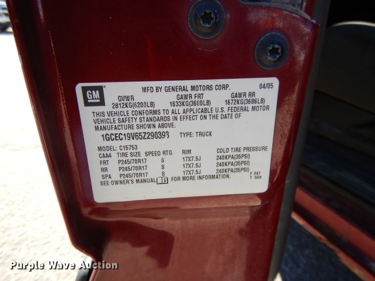 image for item DH3388 2005 Chevrolet Silverado 1500  Ext. Cab pickup truck