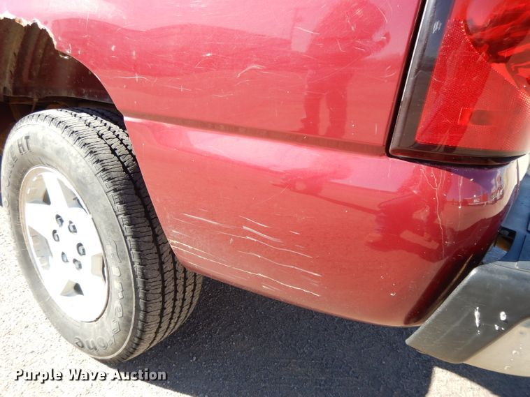 image for item DH3389 2005 Chevrolet Silverado 1500  Ext. Cab pickup truck