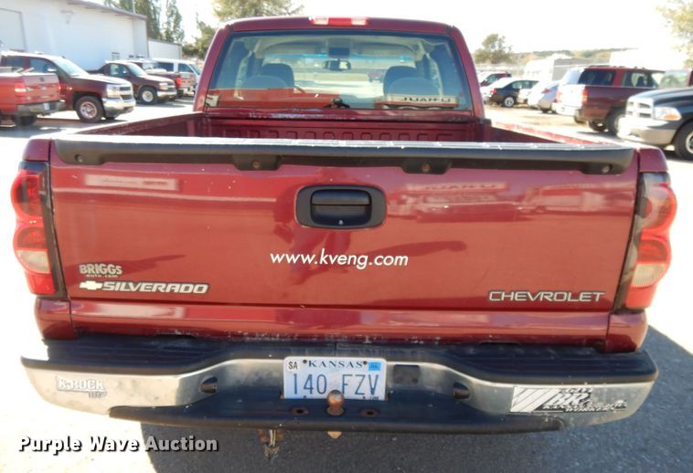 image for item DH3389 2005 Chevrolet Silverado 1500  Ext. Cab pickup truck