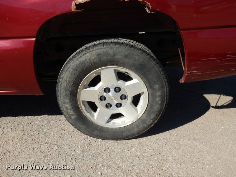 image for item DH3389 2005 Chevrolet Silverado 1500  Ext. Cab pickup truck